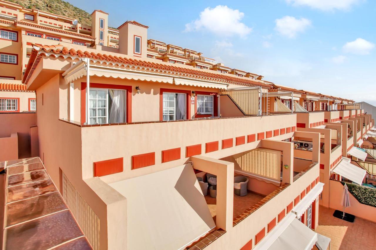 Top Floor, Sea View, Huge Terrace, Heated Pool, Garage Los Cristianos  Exterior foto